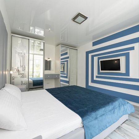 Flat24 On Lesi Ukrainki 3 Apartment Kiev Ngoại thất bức ảnh